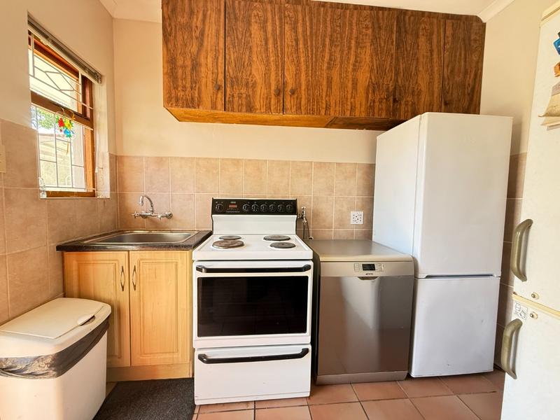 4 Bedroom Property for Sale in Panorama Western Cape
